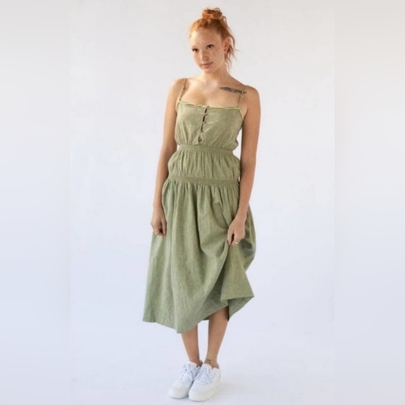 Urban Outfitters Dresses & Skirts - NWT Urban Outfitter Green Ella Tiered Drop Waist Dress ~ Small
